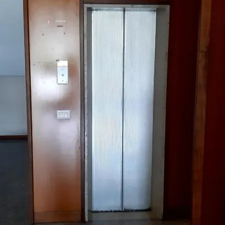Apartment Centralissimo Con Vista Colline