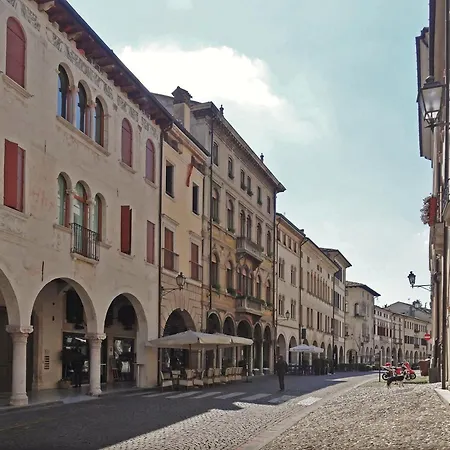 Appartamento Centralissimo Con Vista Colline